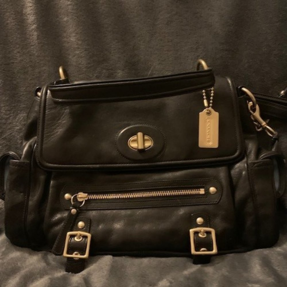 COACH  TOTE BLACK